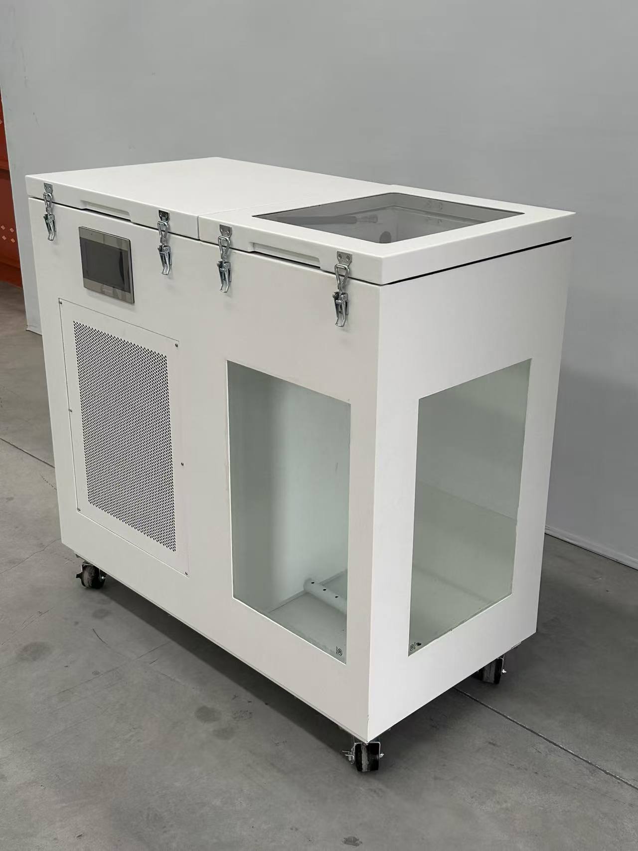 全浸没AI算力一体机：办公室内的全浸没式微型数据中心   